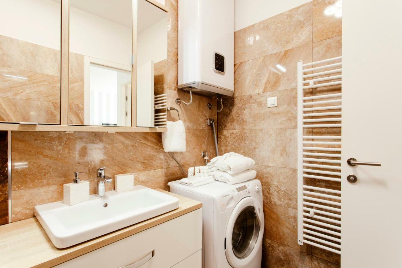 New Luxury Apartment Nives On Seaside Split Kültér fotó