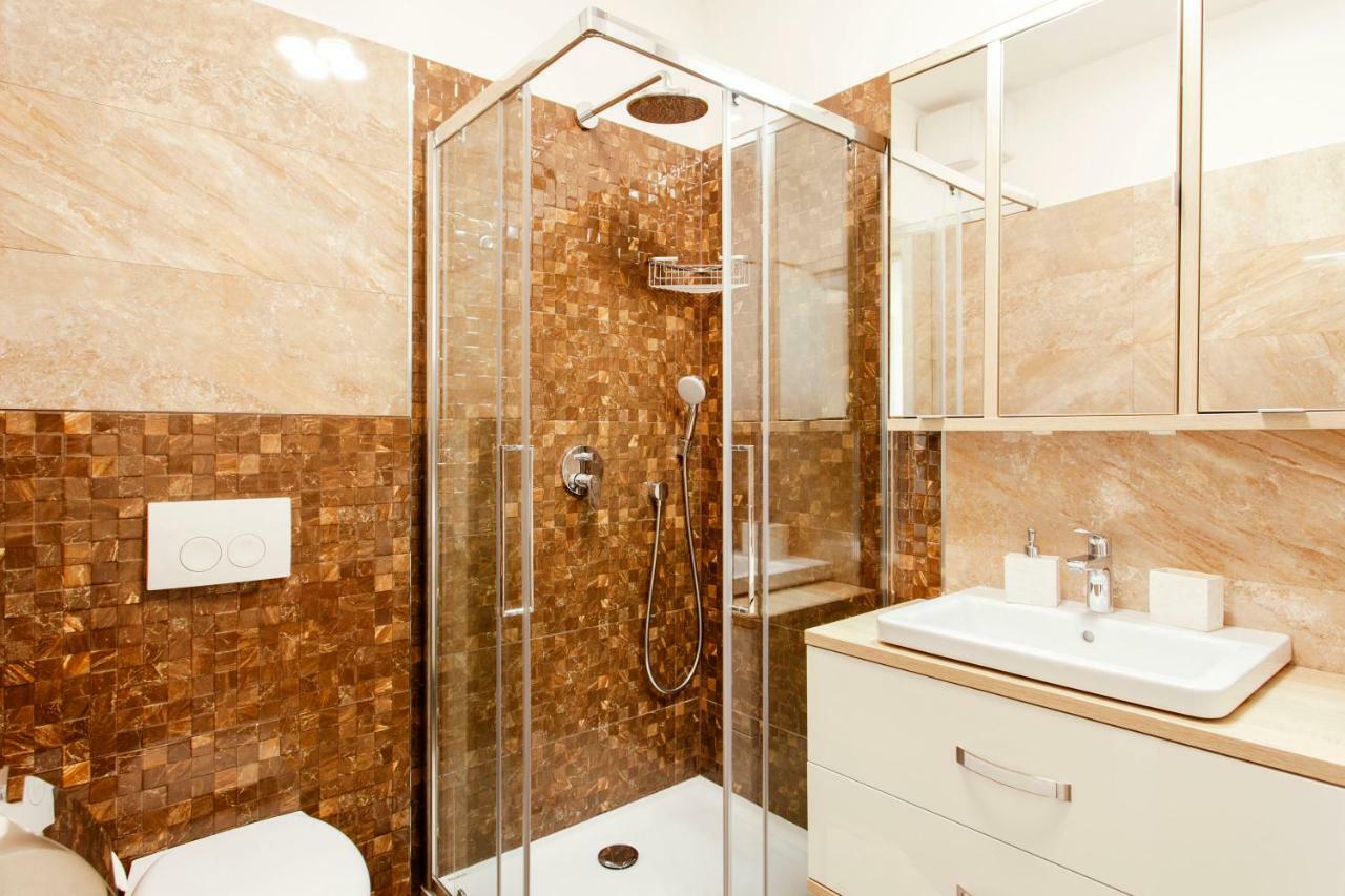 New Luxury Apartment Nives On Seaside Split Kültér fotó