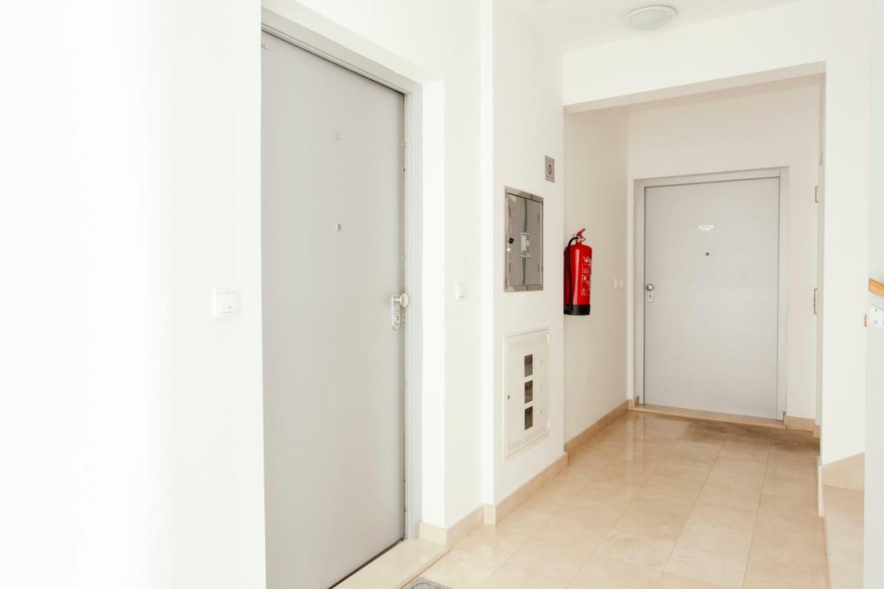 New Luxury Apartment Nives On Seaside Split Kültér fotó